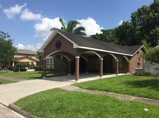 903 Forestburg Dr, Houston, TX 77038