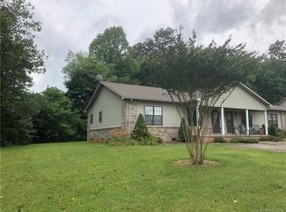 110 Whispering Pines Dr, Marion, NC 28752