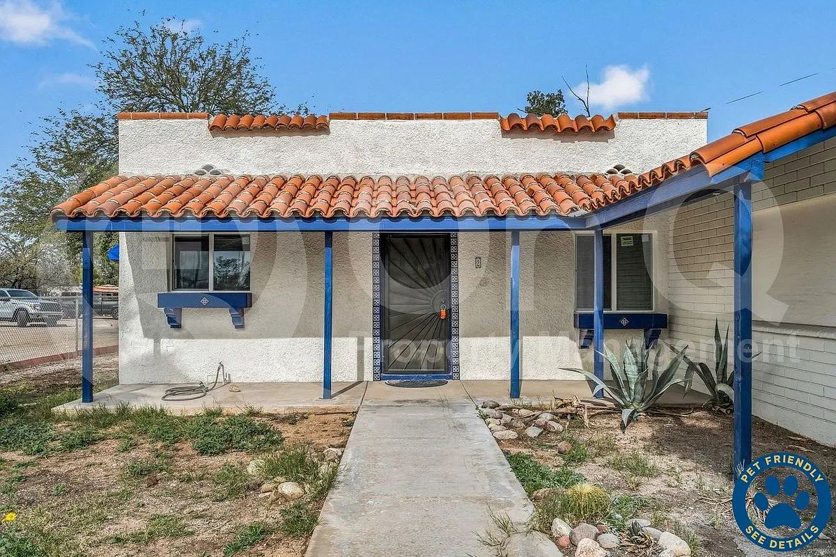 Building Photo - 1721 E Blacklidge Dr #2