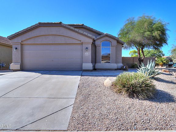 4th image of 43658 W WADE Drive
