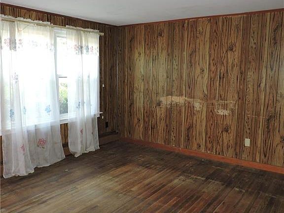 5th image of 29 Driftwood Dr