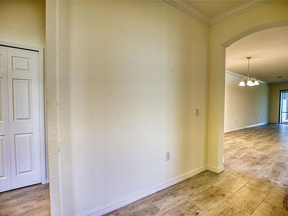 4th image of 12651 Garibaldi Ln
