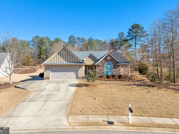 1753 Satilla Dr, Winder, GA 30680