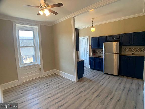3rd image of 711 Corinthian Ave #2F