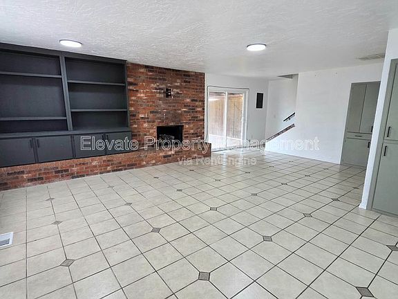 2nd image of 530 Westwood Ct