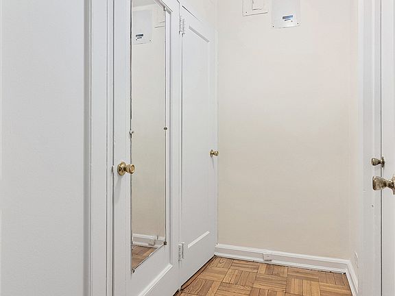 5th image of 220 Madison Ave #9MM