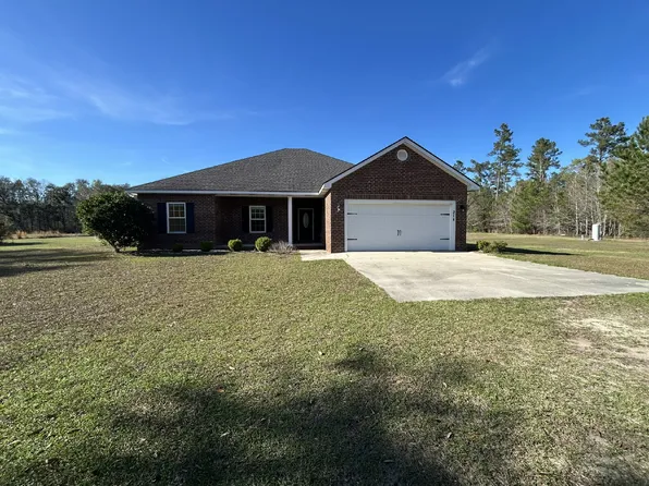 214 Hughes Loop NW, Ludowici, GA 31316