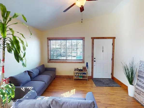 1608 Stella Ct, Cody, WY 82414