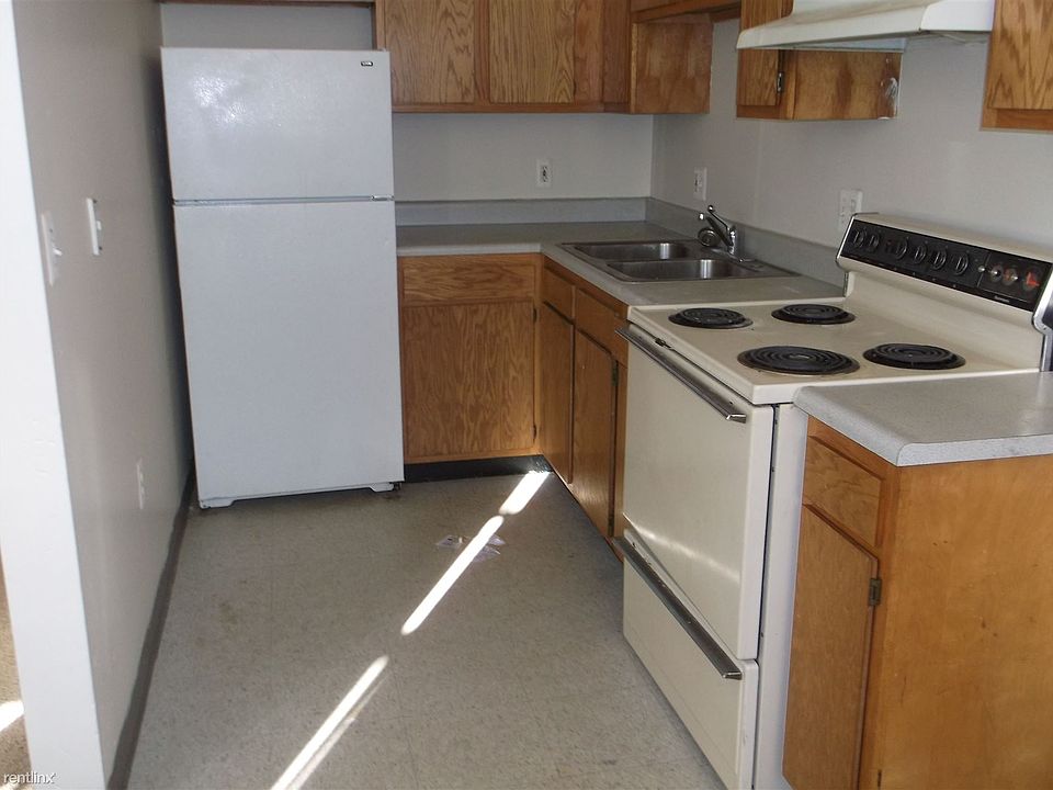 Standard Kitchen