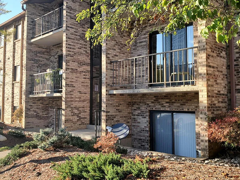 7211 Creekview Dr #8 — Photo 13