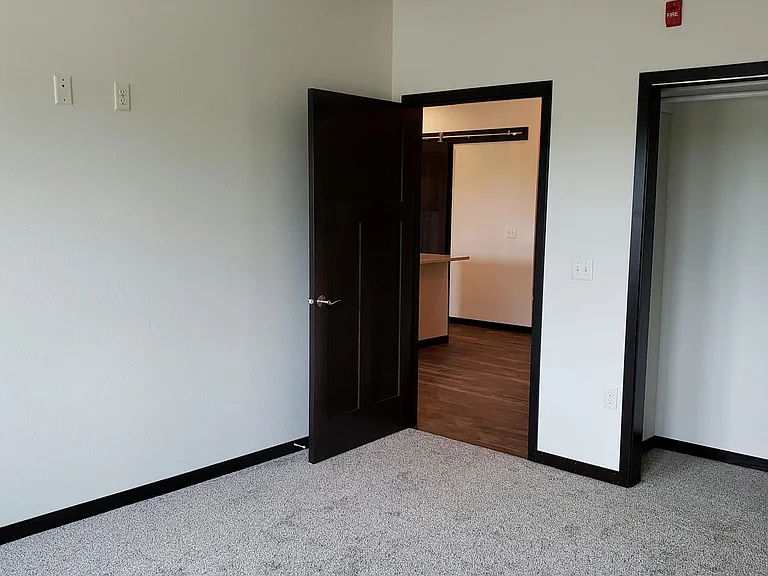 808 N Superior Ave #309 — Photo 2