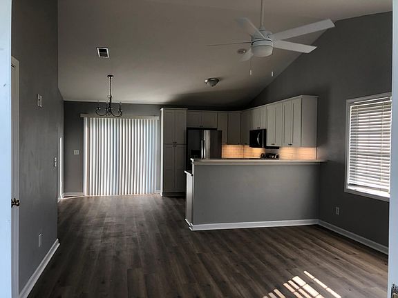 2nd image of 132 Lewis Rd