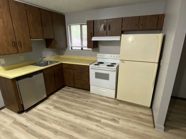 2227 A St #7, Lincoln, NE 68502
