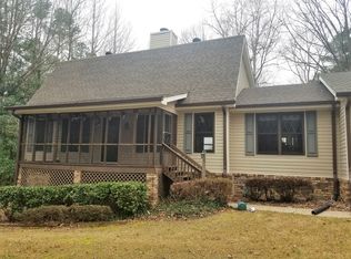 434 Forrest Ave, Fayetteville, GA 30214