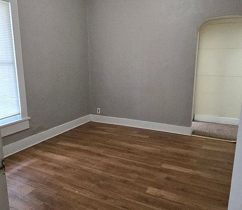 5th image of 409 N Pershing Dr #1B-1BA