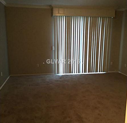 3rd image of 1833 Cutlass Dr #113
