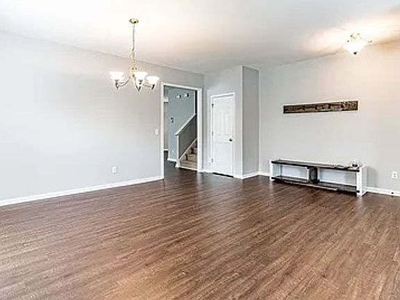 5th image of 181 Mickleson Ridge Dr