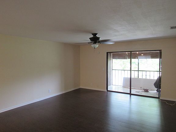 3rd image of 9529 86th Ave #9529