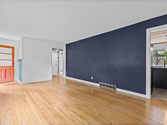 5th image of 6308 W 80th Ter