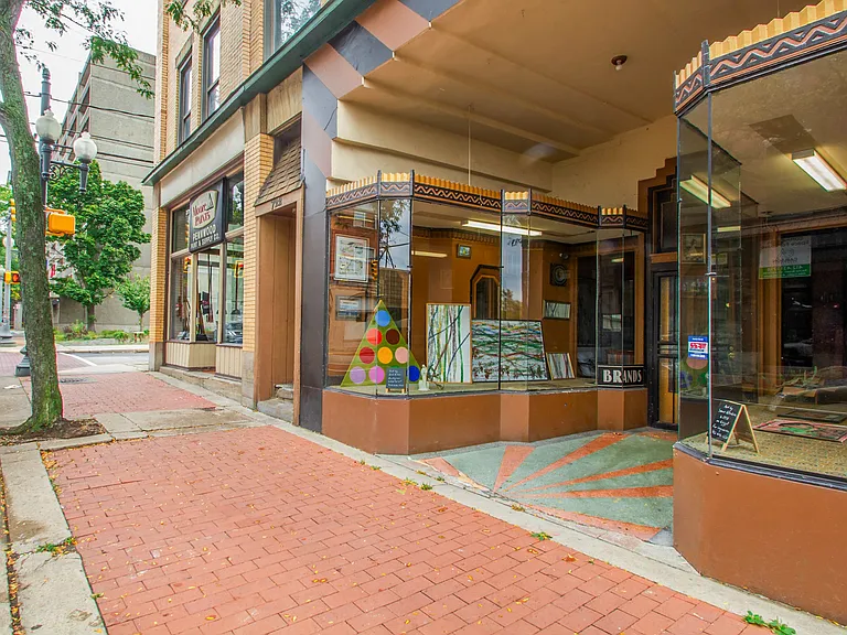 722 Wood St #5 — Photo 10