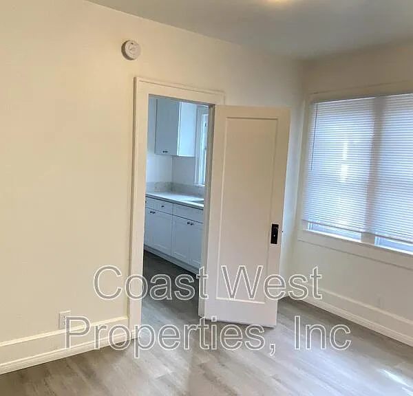 4473 Maryland St — Photo 3