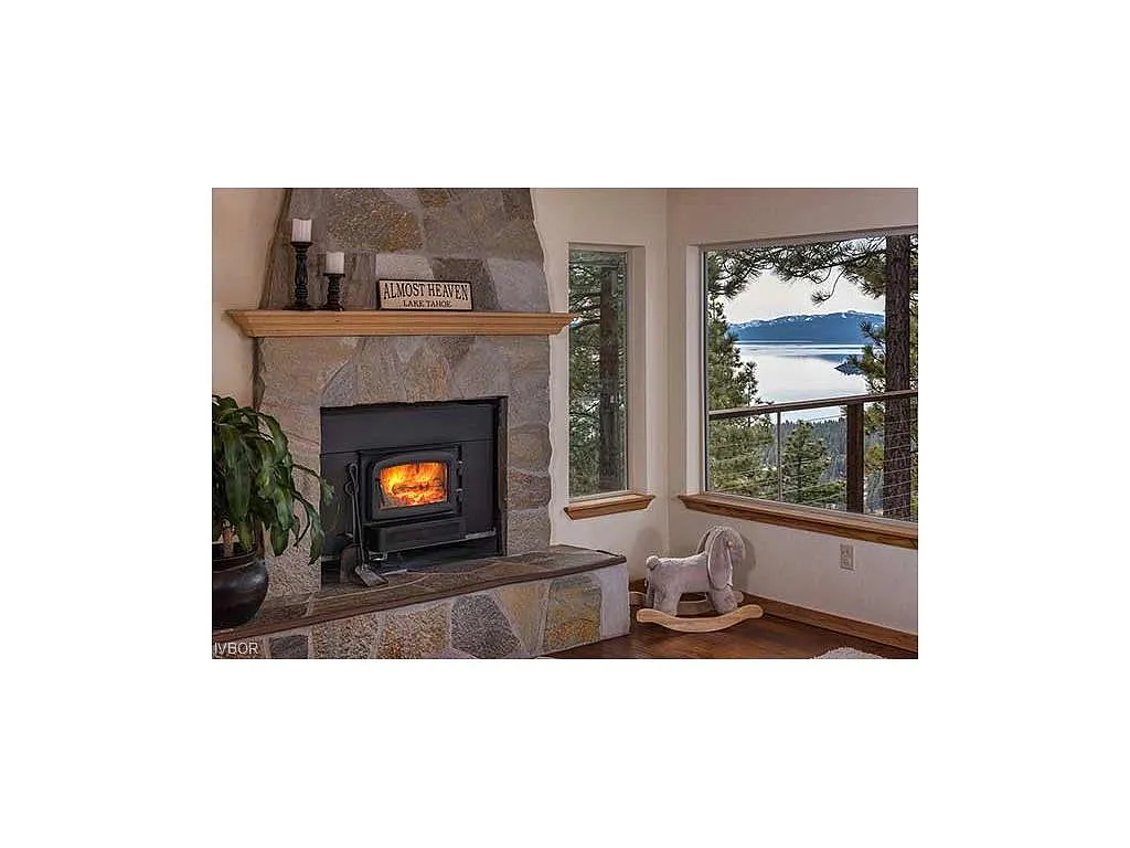 1421 Tirol Dr photo 1