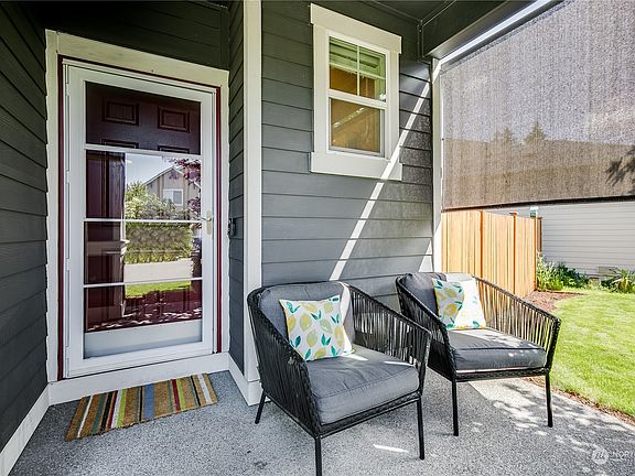 2nd image of 18413 18th Avenue E