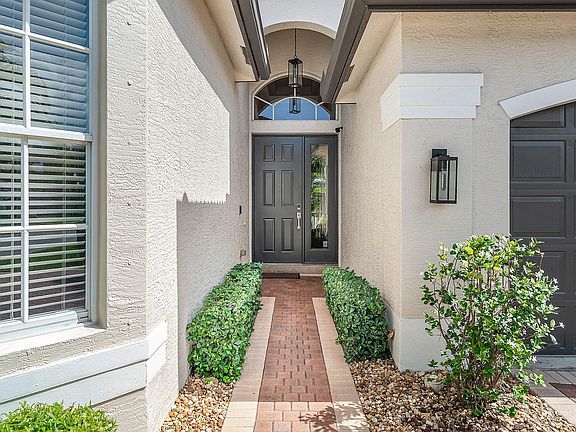 4th image of 8564 BREEZY OAK Way