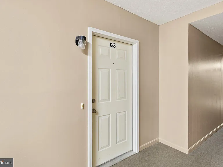 165 Hailey Ln #G3 — Photo 3