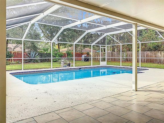 3rd image of 6170 NW 57th Ct