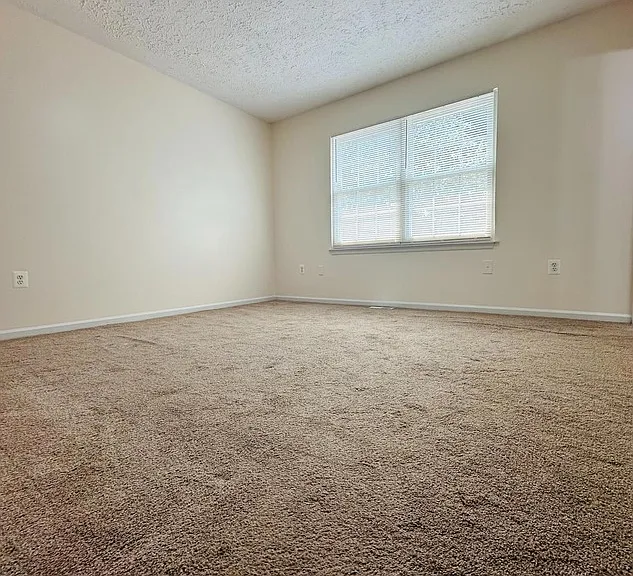 8658 Woodhue Ct — Photo 10