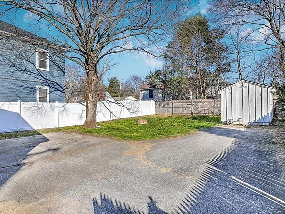 4th image of 245 Woonasquatucket Ave