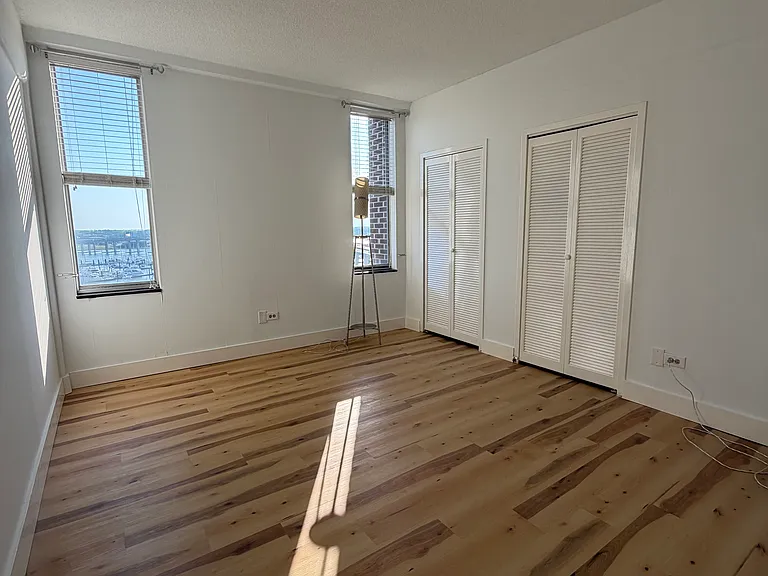 14 Lockwood Dr #9K — Photo 8