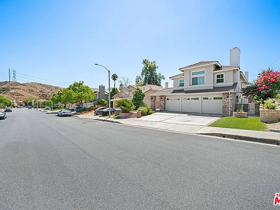 2nd image of 21632 Agajanian Ln