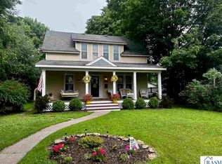 210 N 3rd St, Saint Peter, MN 56082