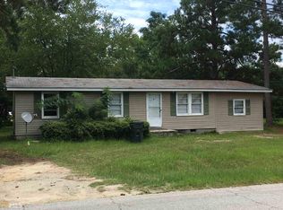 676 Longview Rd, Swainsboro, GA 30401