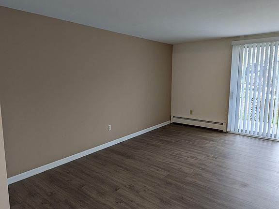 3rd image of 1 Losson Garden Dr #2