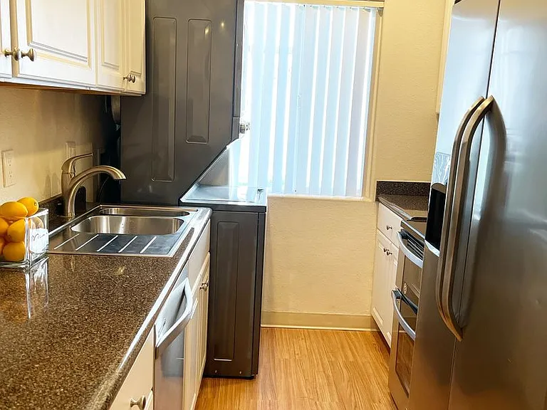 Canyon Club Apartments — Photo 22