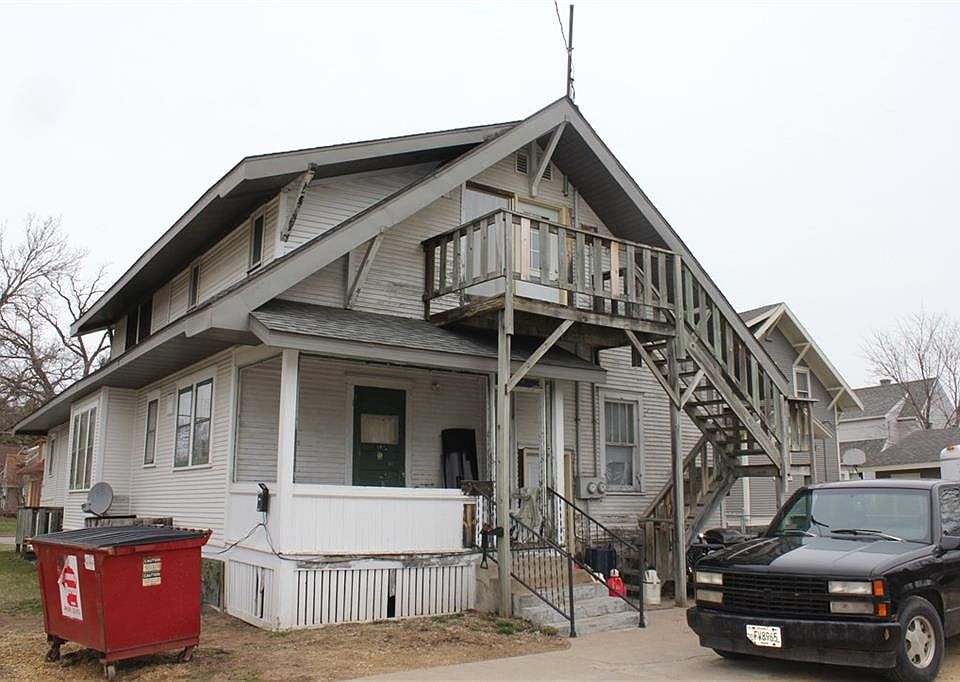 2nd image of 1202 4th Ave E #0