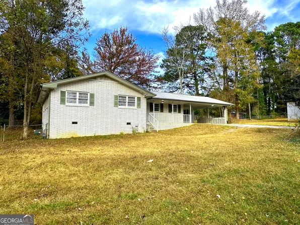 423 Center Cir SW, Conyers, GA 30094