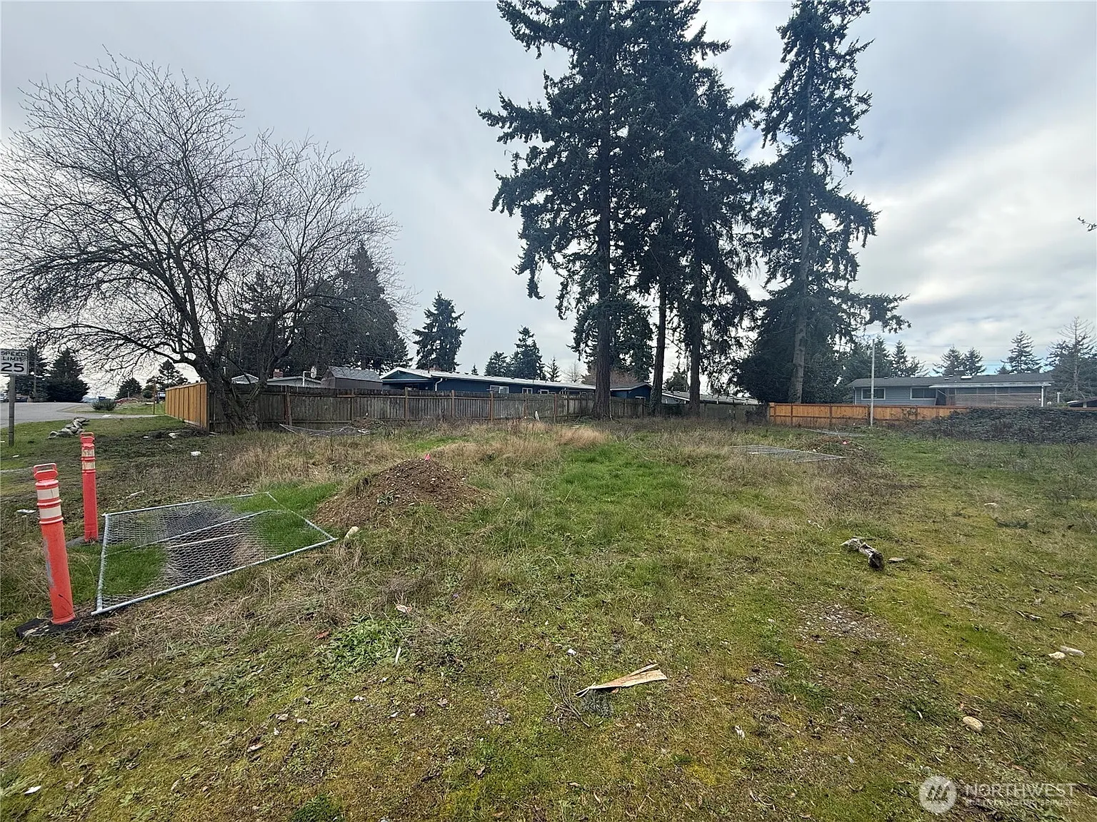 20015 S 13TH Avenue photo 1