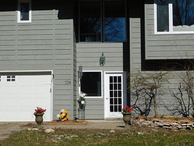 104 Meadow Wood Dr, Harbor Springs, MI, 49740