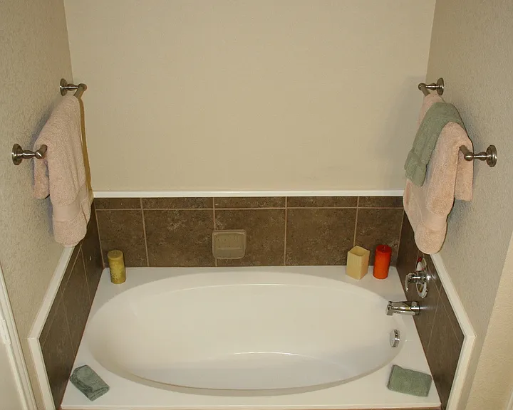 9836B Salem Way — Photo 7