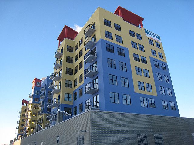 1st image of 1122 W Catalpa Ave APT 509