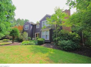 4288 Granger Rd, Akron, OH 44333