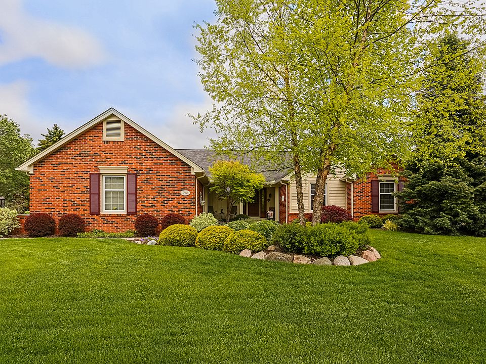 1st image of 9560 Red Pine Dr