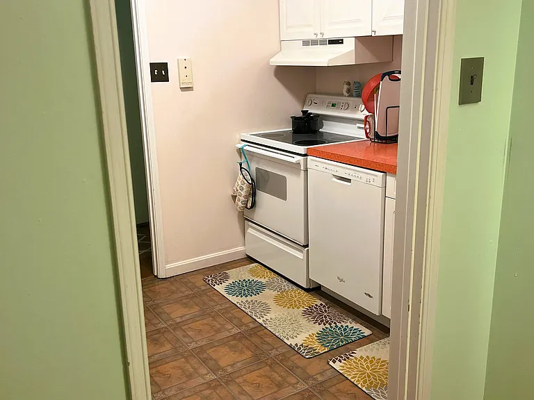 1101 Saint Paul St #1102 — Photo 4