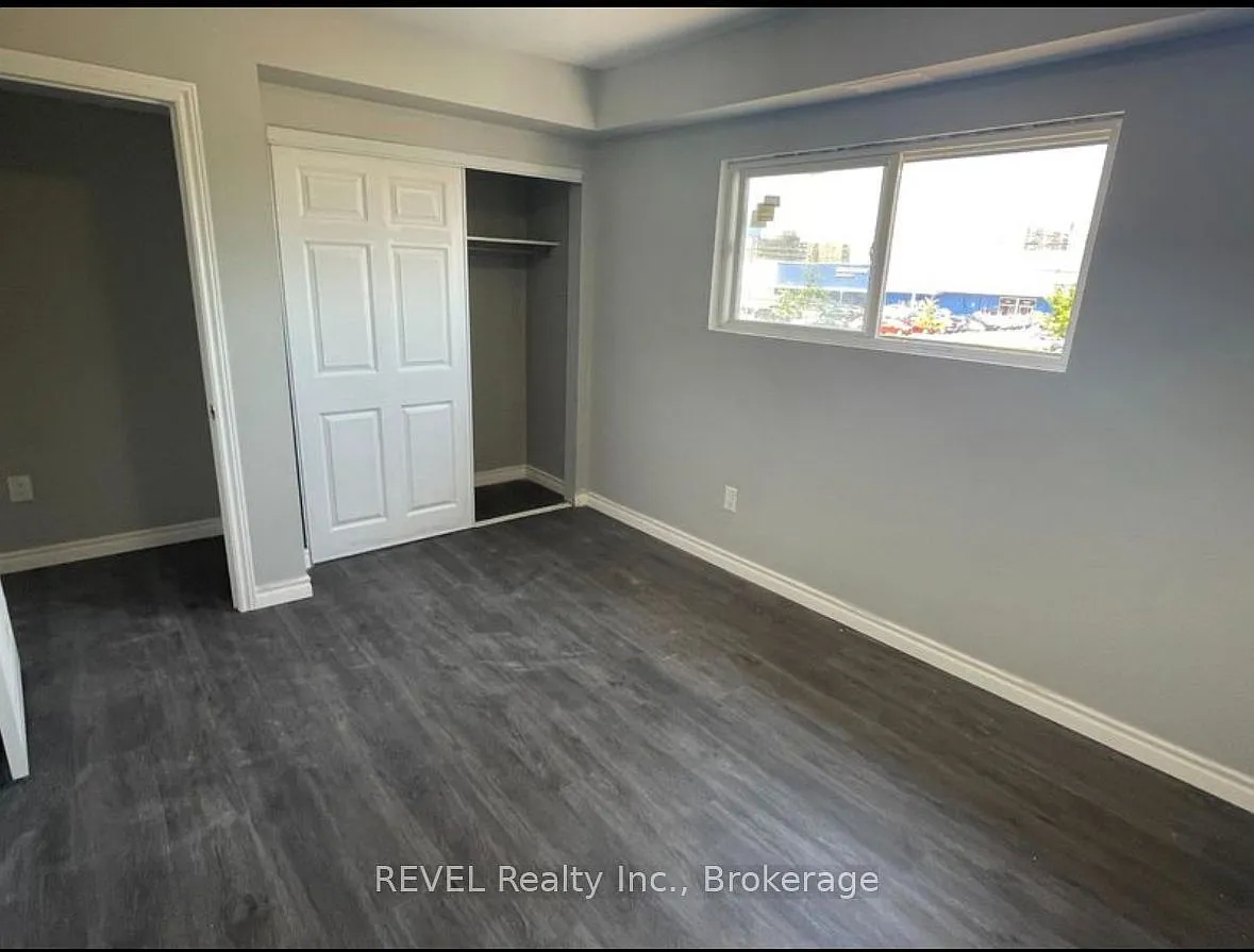4 bed, $2,300 — Photo 4