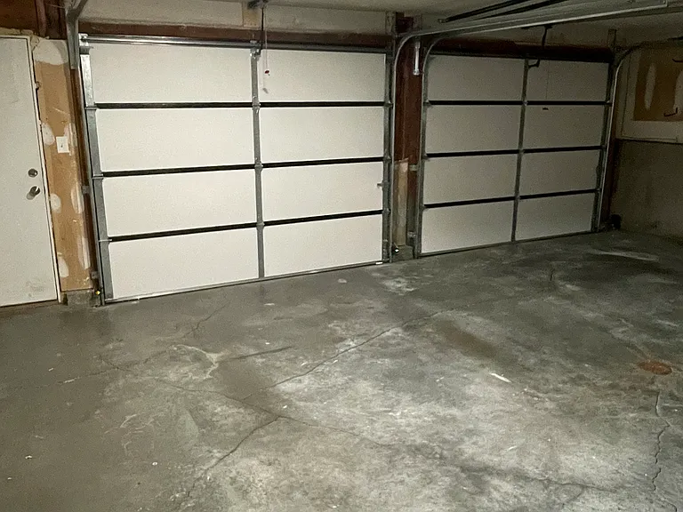 664 NE Clubhouse Dr — Photo 18
