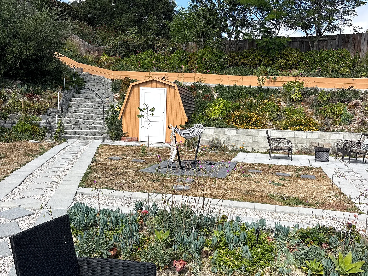 22409 Malden St — Photo 1